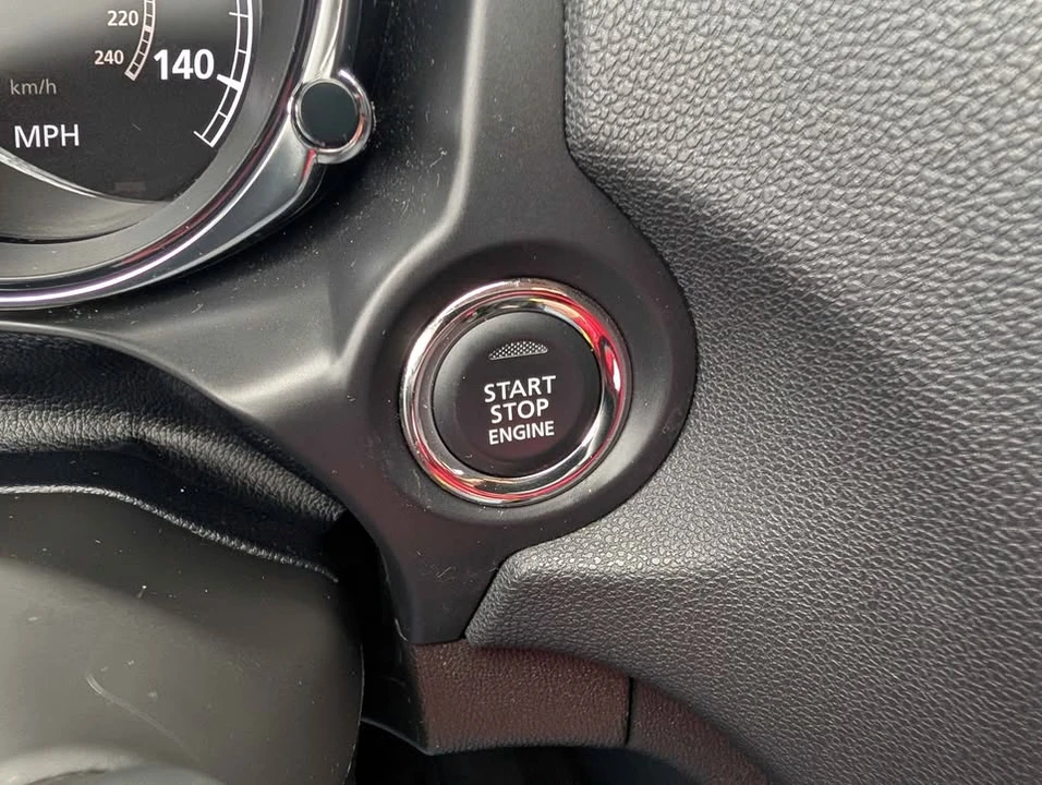 2024 Mitsubishi Outlander - Image 11 of 16