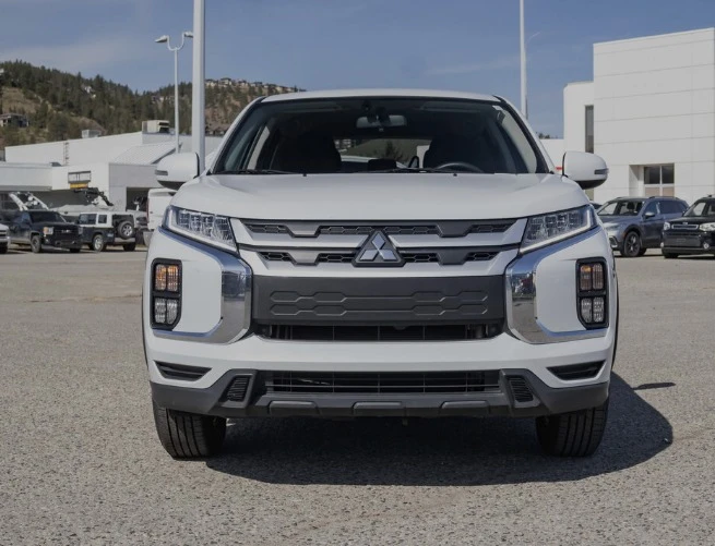 2024 Mitsubishi RVR - Image 2 of 15