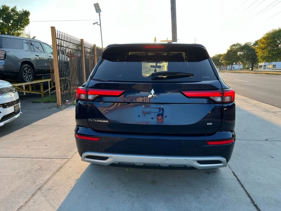2024 Mitsubishi Outlander - Image 6 of 10
