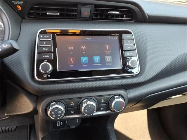 2024 Nissan Kicks - Image 9 of 18