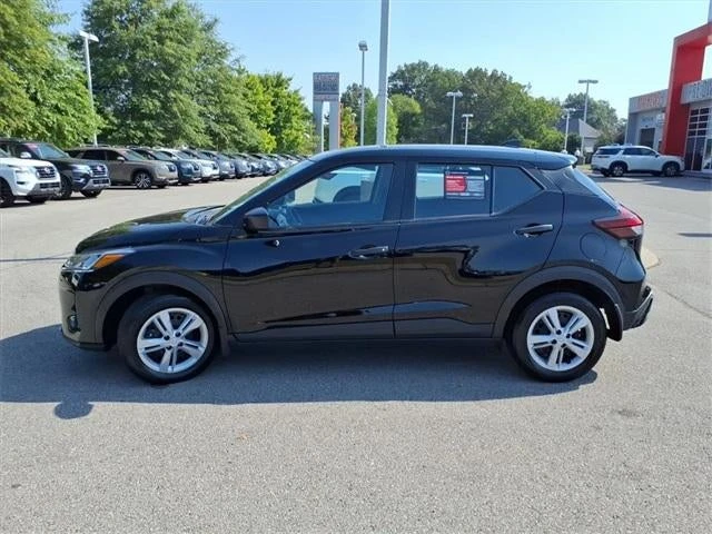 2024 Nissan Kicks - Image 15 of 18