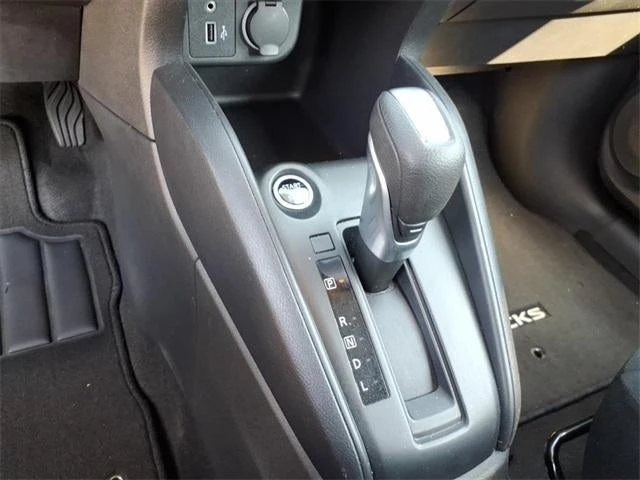 2024 Nissan Kicks - Image 10 of 18