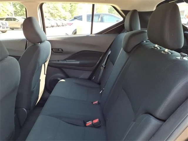 2024 Nissan Kicks - Image 3 of 18