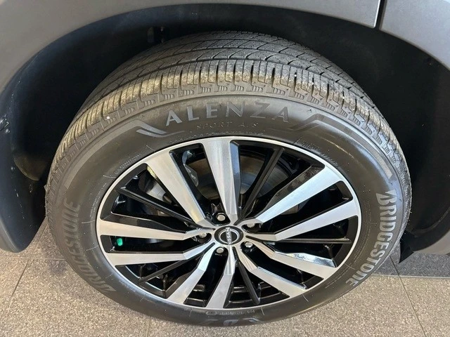 2024 Nissan Pathfinder 5th Gen - Image 20 of 21
