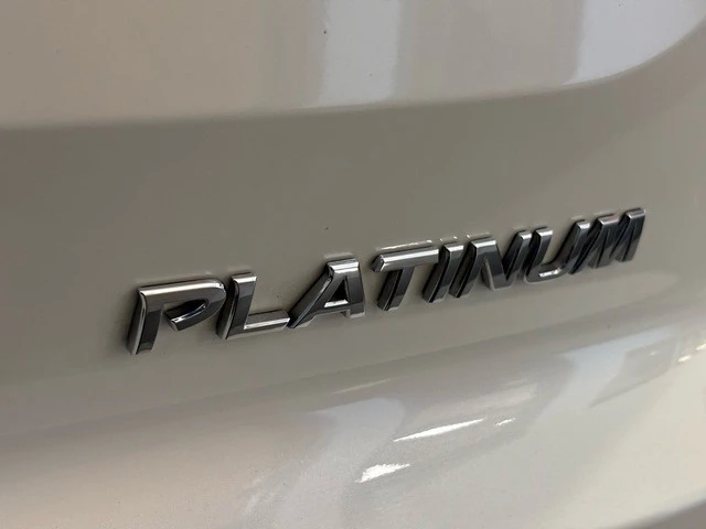 2024 Nissan Pathfinder 5th Gen - Image 15 of 21