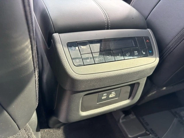 2024 Nissan Pathfinder 5th Gen - Image 12 of 21