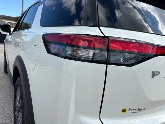 2024 Nissan Pathfinder 5th Gen - Image 13 of 21
