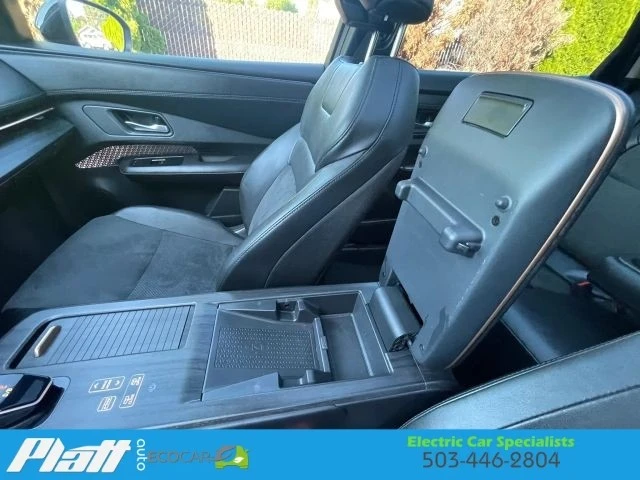 2024 Nissan - Image 26 of 31