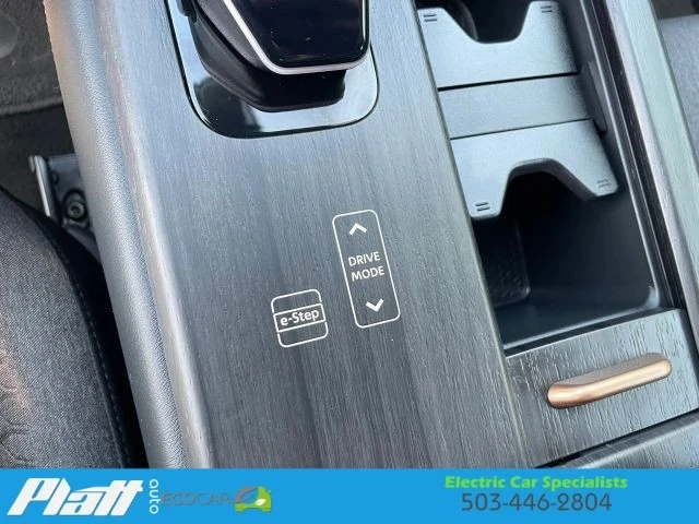 2024 Nissan - Image 27 of 31