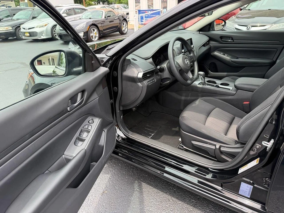 2024 Nissan Altima 6th Gen - Image 2 of 25