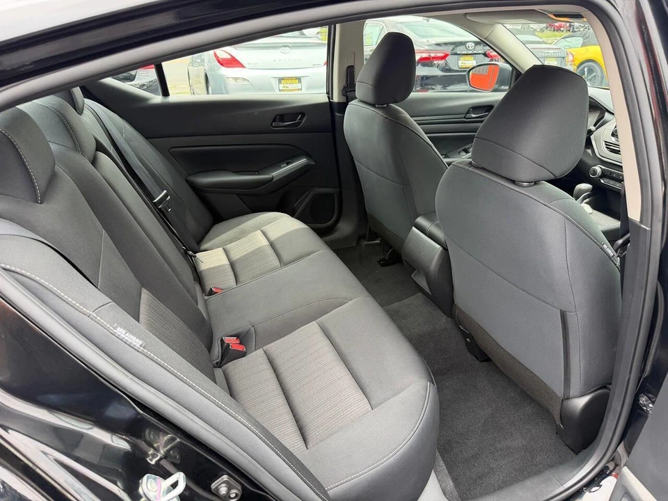 2024 Nissan Altima 6th Gen - Image 16 of 25