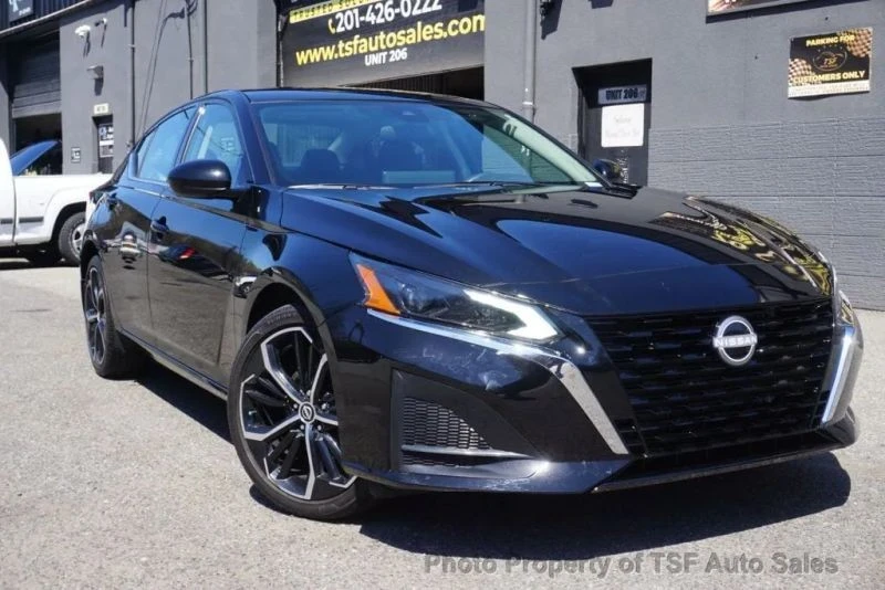 2024 Nissan Altima 6th Gen - Image 9 of 12