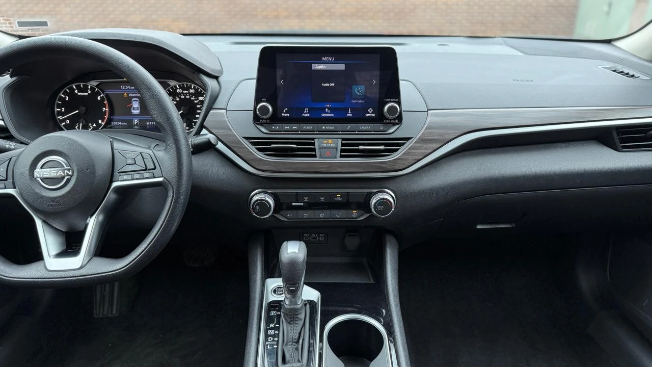 2024 Nissan Altima 6th Gen - Image 16 of 21