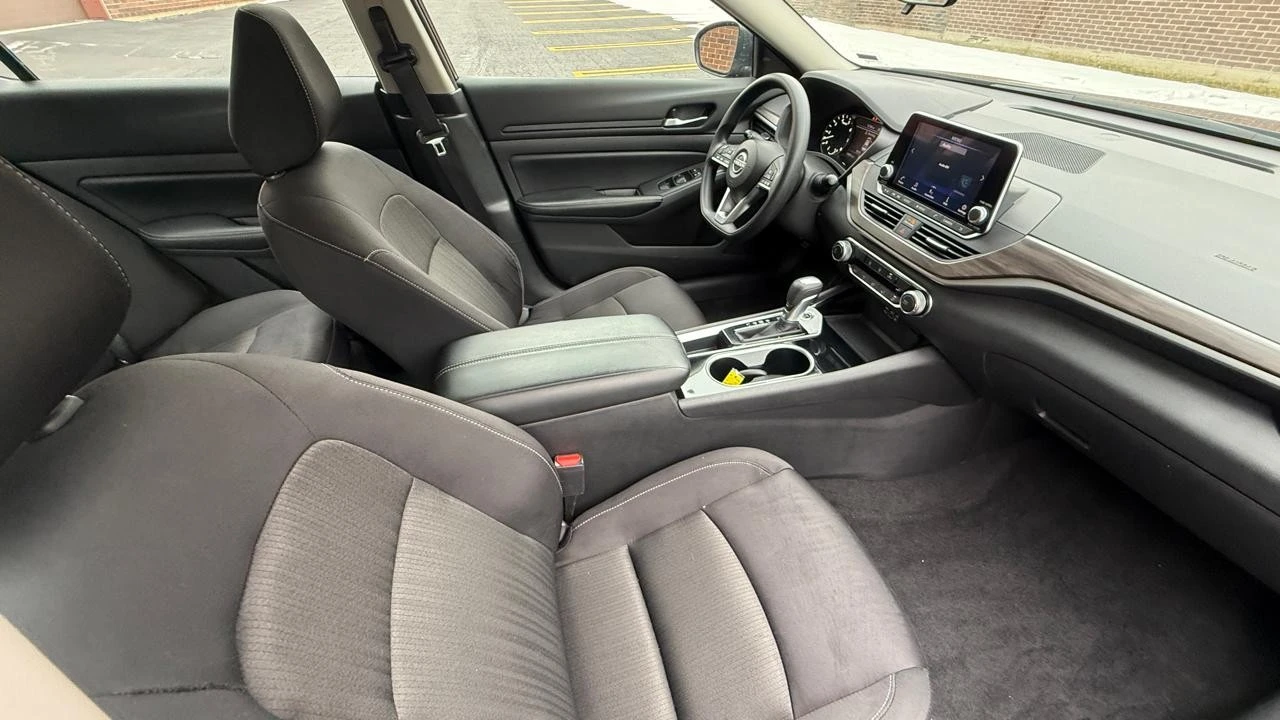 2024 Nissan Altima 6th Gen - Image 11 of 21