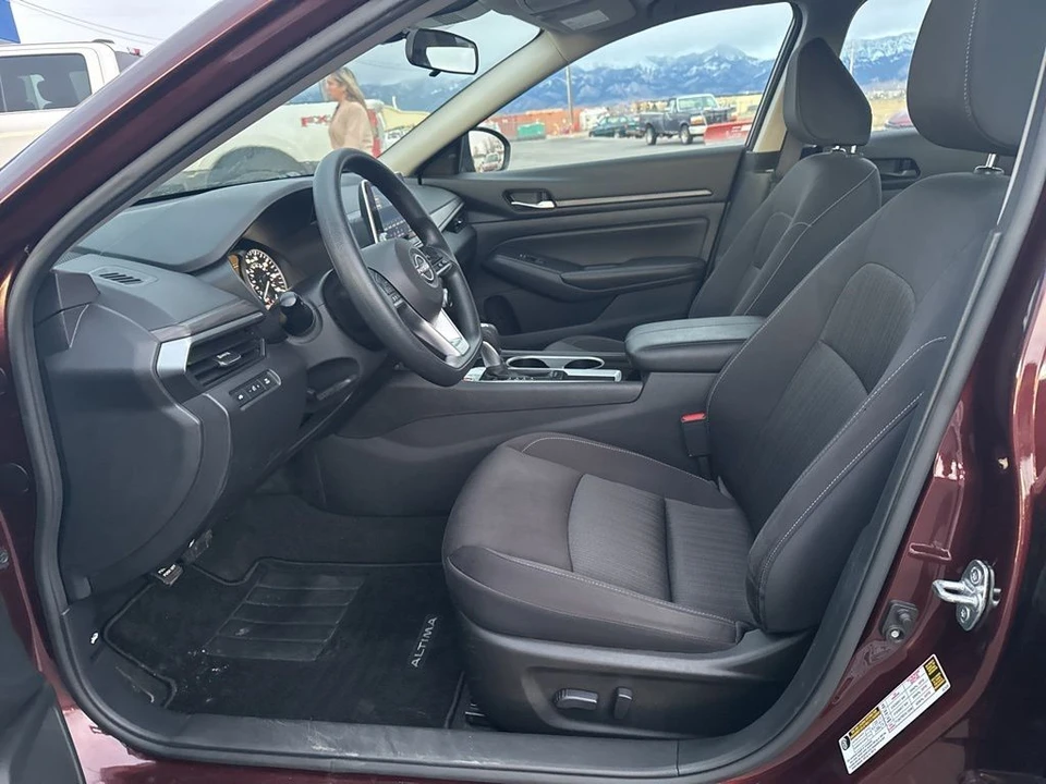 2024 Nissan Altima 6th Gen - Image 9 of 12