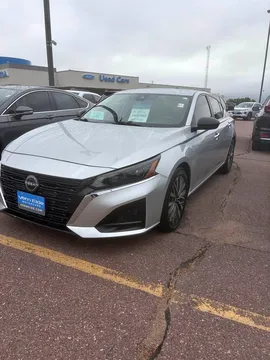 2024 Nissan Altima 2.5 SV Sedan 4D