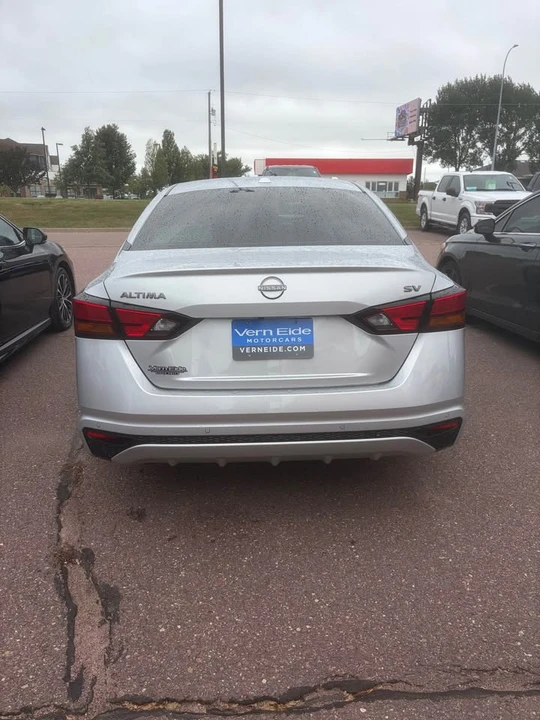 2024 Nissan Altima 6th Gen - Image 7 of 8