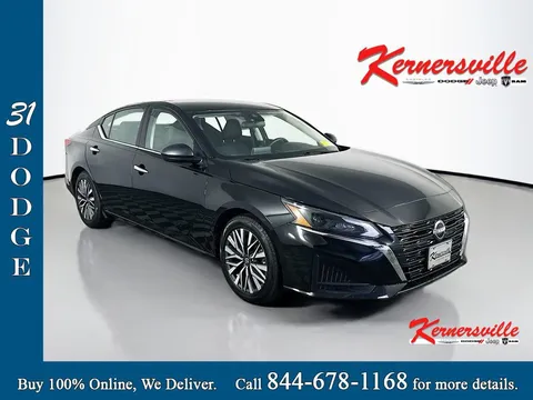 2024 Nissan Altima 2.5 SV Sedan