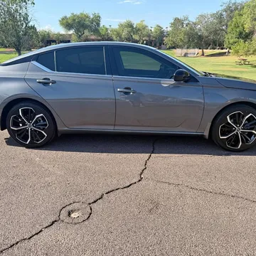 2024 Nissan Altima SR