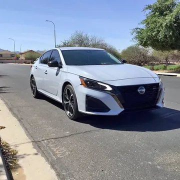 2024 Nissan Altima SR