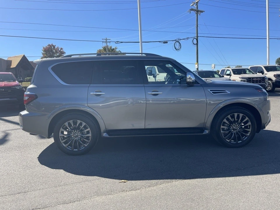 2024 Nissan Armada - Image 6 of 12