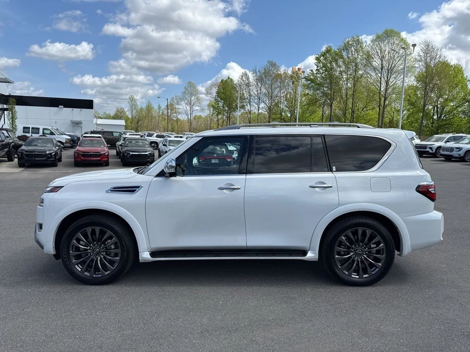 2024 Nissan Armada - Image 2 of 21