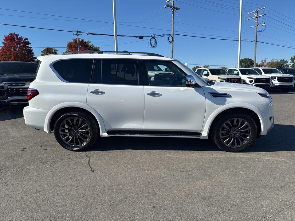 2024 Nissan Armada - Image 6 of 12