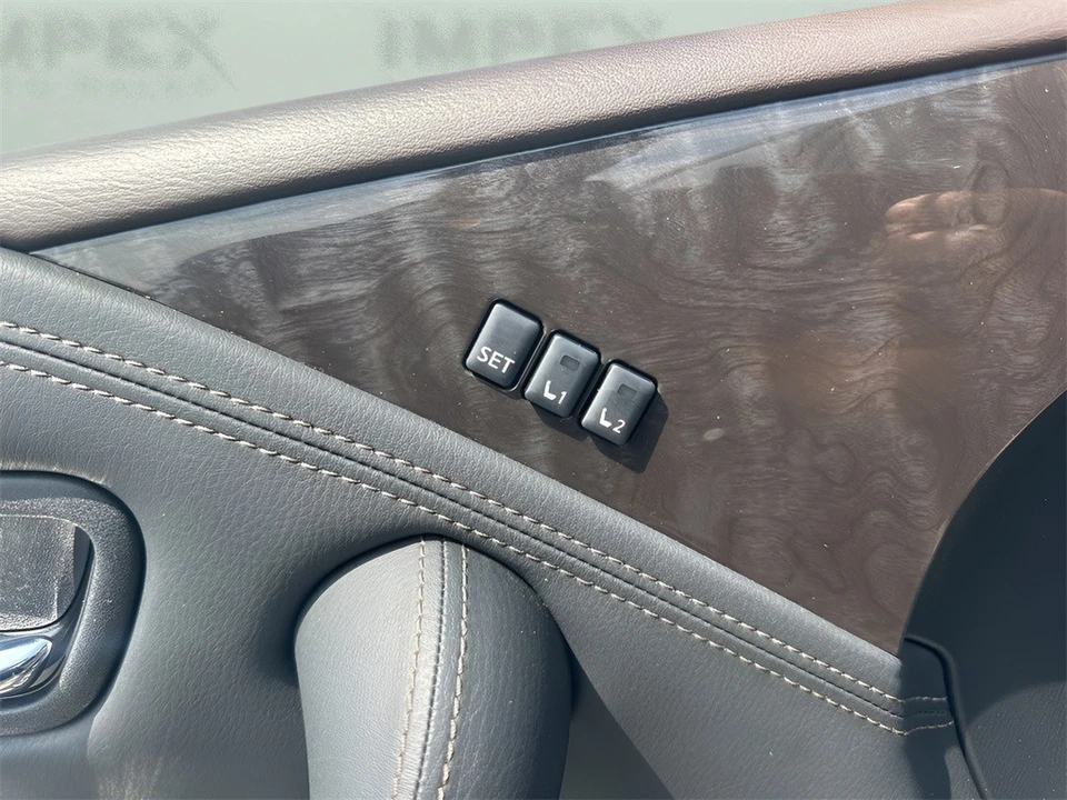 2024 Nissan Armada - Image 11 of 12