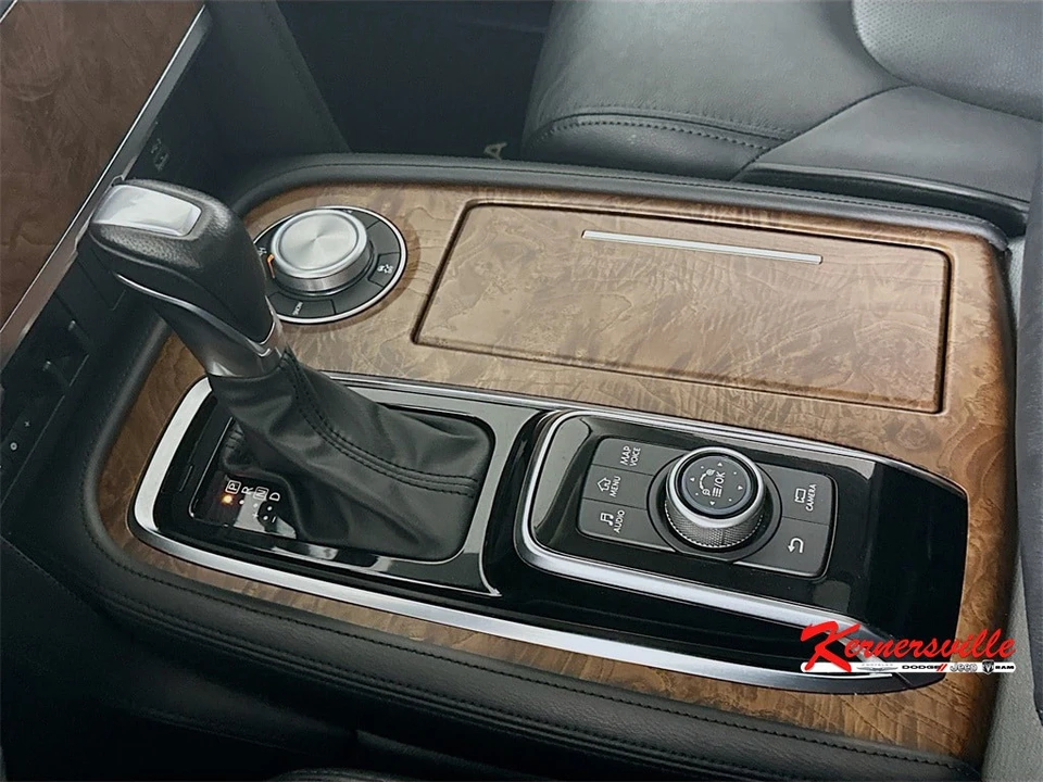 2024 Nissan Armada - Image 16 of 21