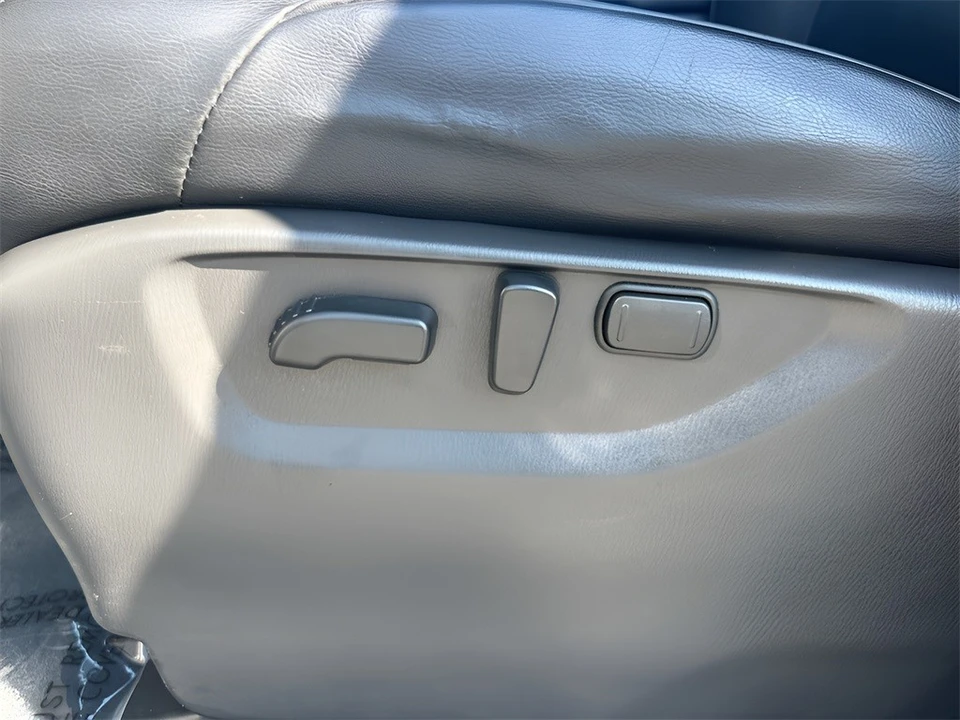2024 Nissan Armada - Image 10 of 12