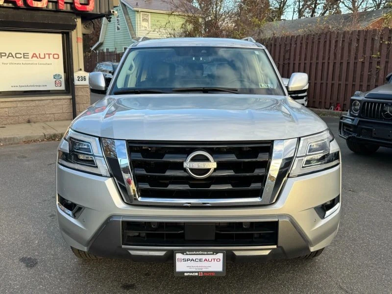 2024 Nissan Armada - Image 2 of 12