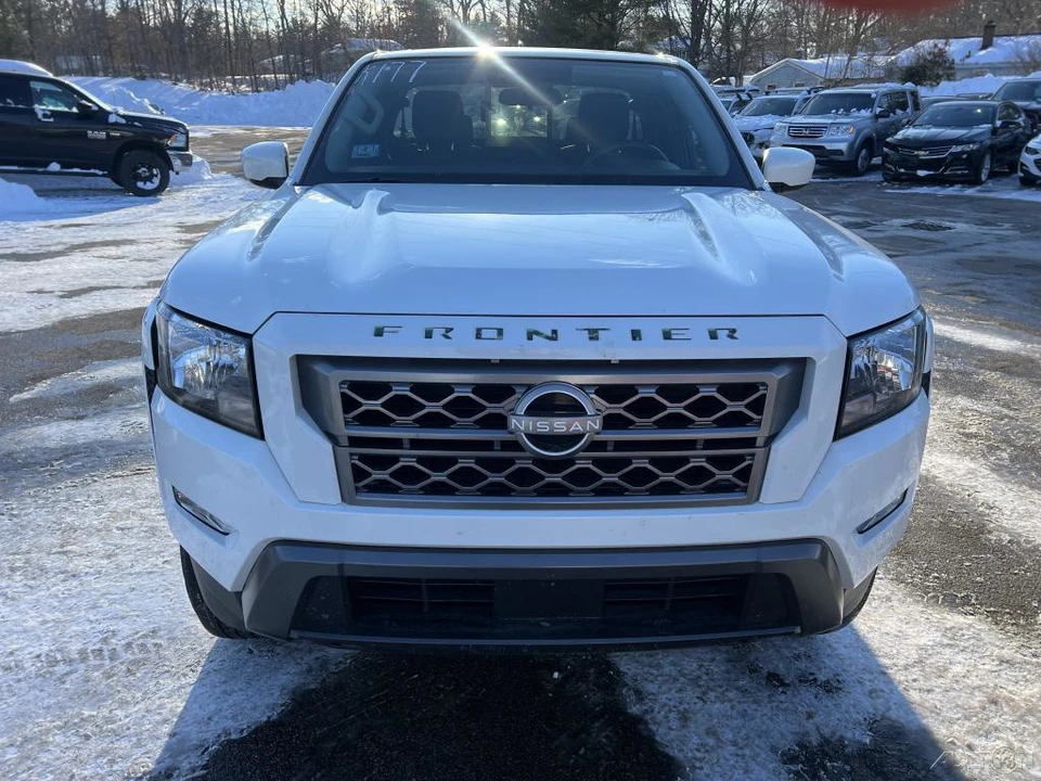 2024 Nissan Frontier 3rd Gen - Image 3 of 12