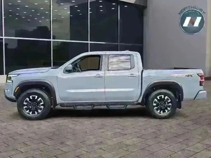 2024 Nissan Frontier 3rd Gen - Image 2 of 12