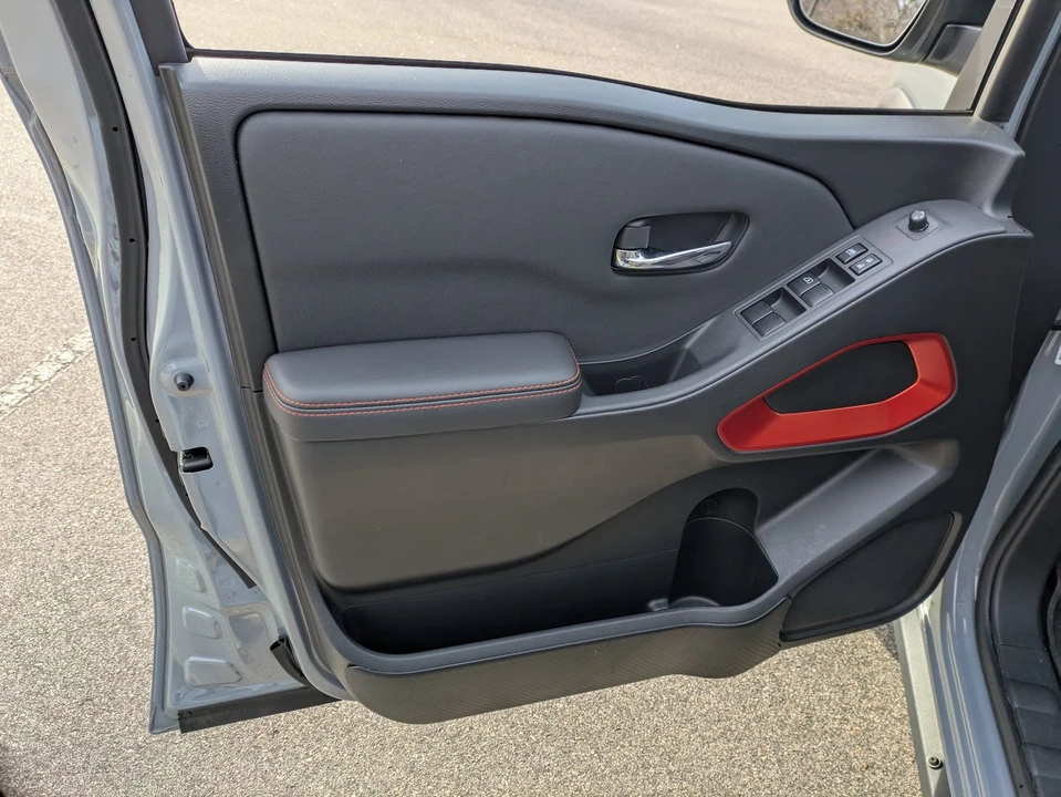 2024 Nissan Frontier 3rd Gen - Image 15 of 21