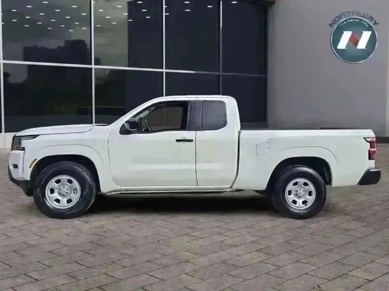 2024 Nissan Frontier 3rd Gen - Image 2 of 12
