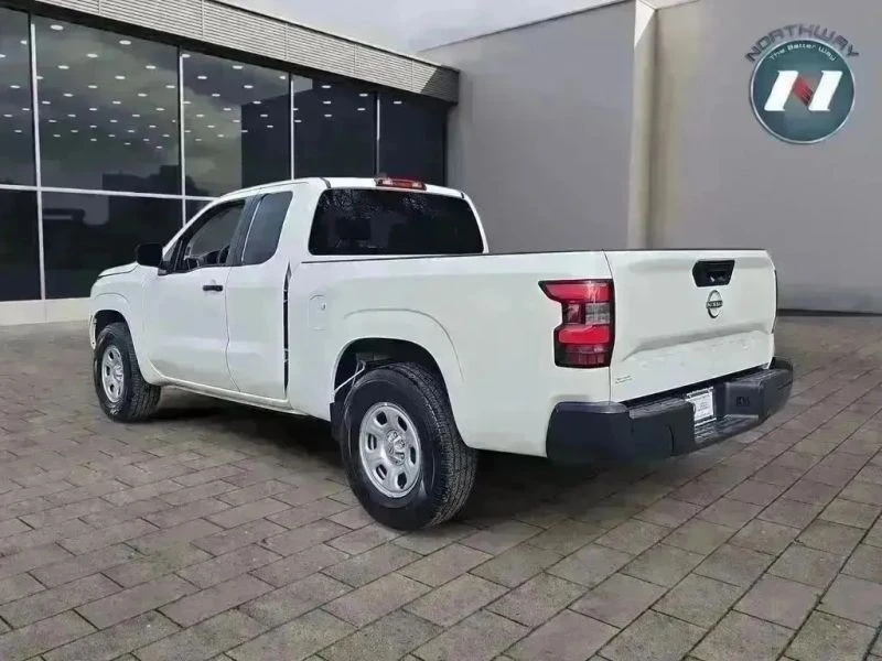 2024 Nissan Frontier 3rd Gen - Image 3 of 12