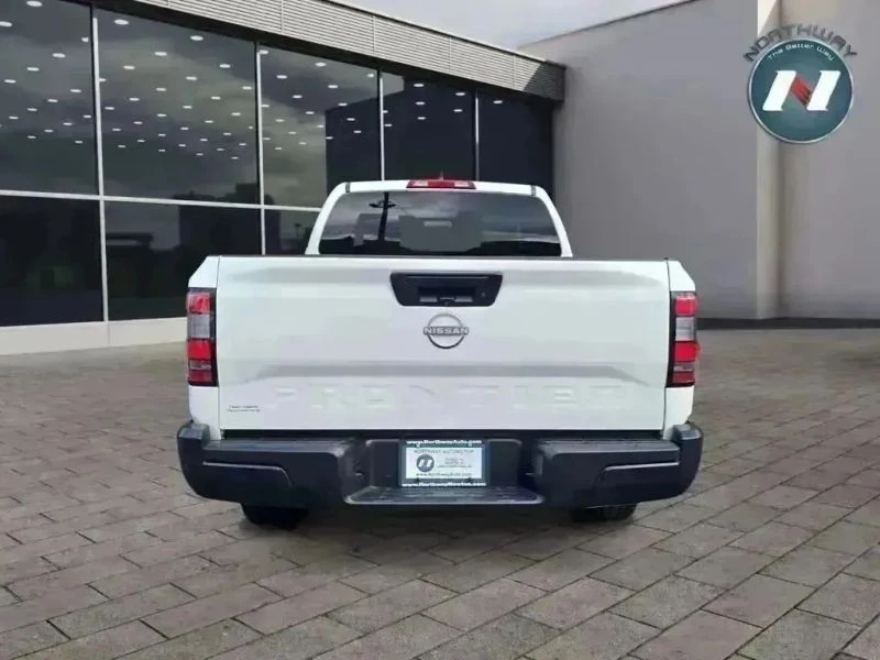 2024 Nissan Frontier 3rd Gen - Image 4 of 12