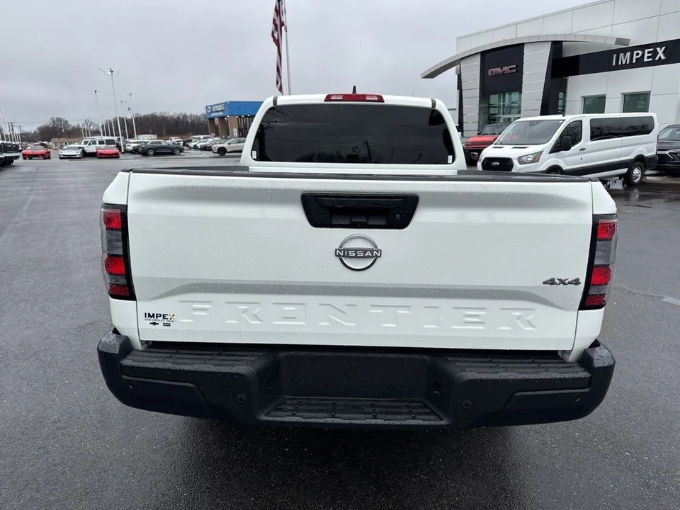 2024 Nissan Frontier 3rd Gen - Image 4 of 12