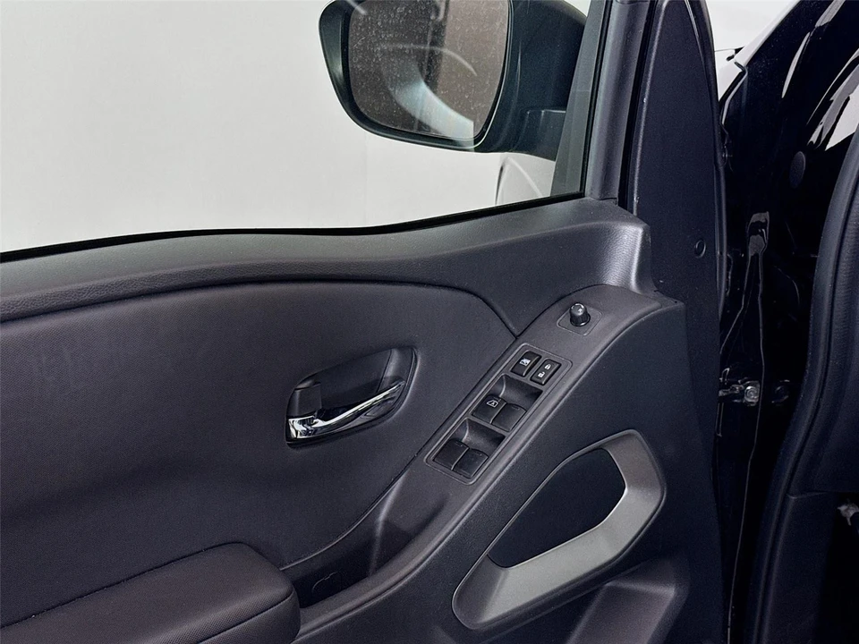 2024 Nissan Frontier 3rd Gen - Image 11 of 14