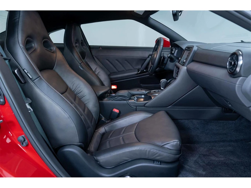 2024 Nissan R35 GT-R - Image 30 of 31