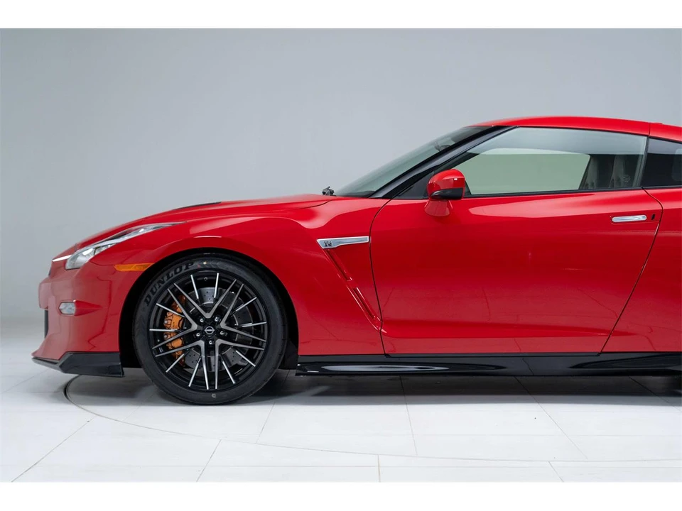 2024 Nissan R35 GT-R - Image 14 of 31