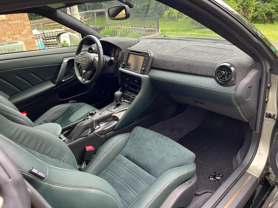 2024 Nissan R35 GT-R Premium - Image 17 of 29