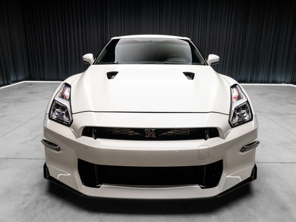 2024 Nissan R35 GT-R Premium - Image 14 of 31