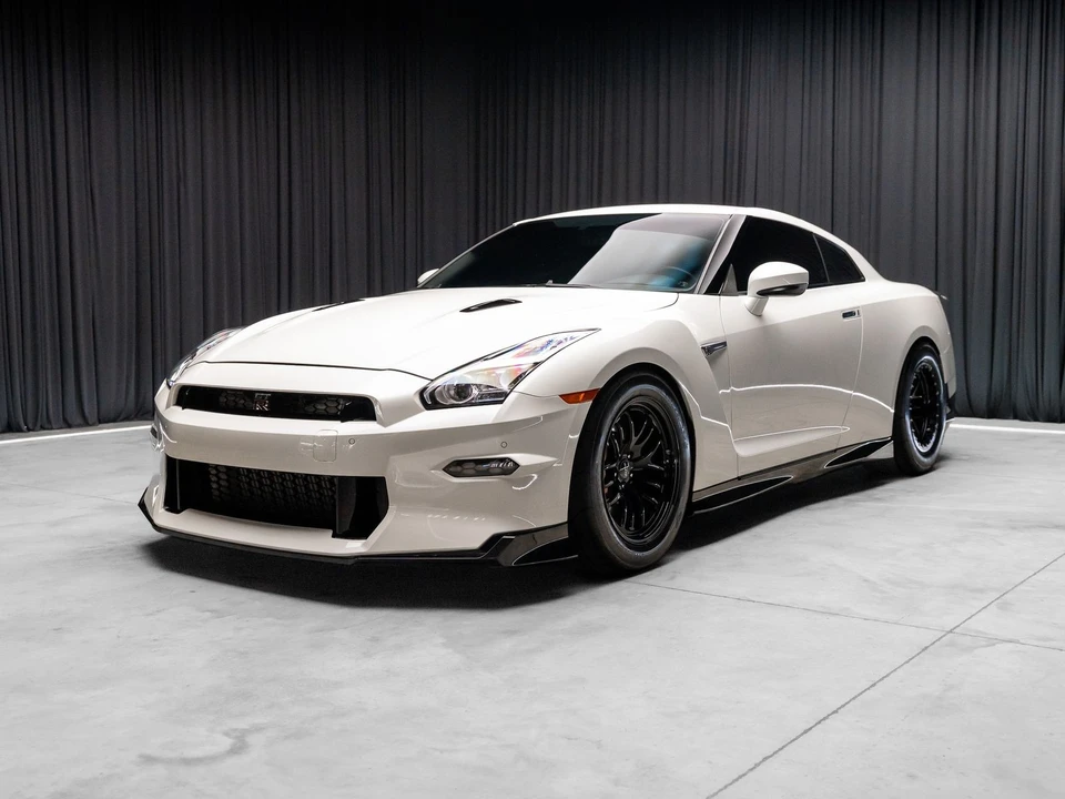 2024 Nissan R35 GT-R Premium - Image 27 of 31