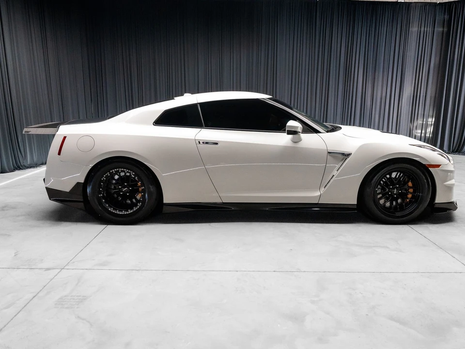 2024 Nissan R35 GT-R Premium - Image 20 of 31