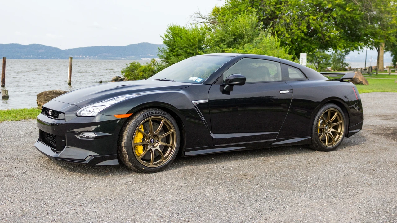 2024 Nissan R35 GT-R T-Spec & Final Edition - Image 9 of 31