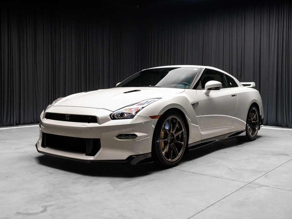 2024 Nissan R35 GT-R T-Spec & Final Edition - Image 20 of 31