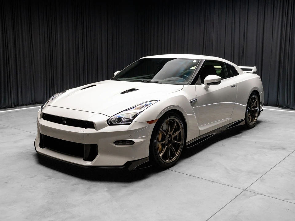 2024 Nissan R35 GT-R T-Spec & Final Edition - Image 19 of 31