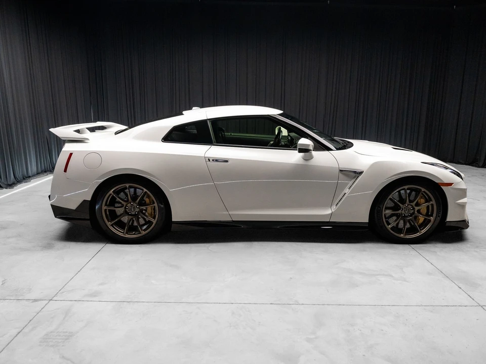 2024 Nissan R35 GT-R T-Spec & Final Edition - Image 13 of 31