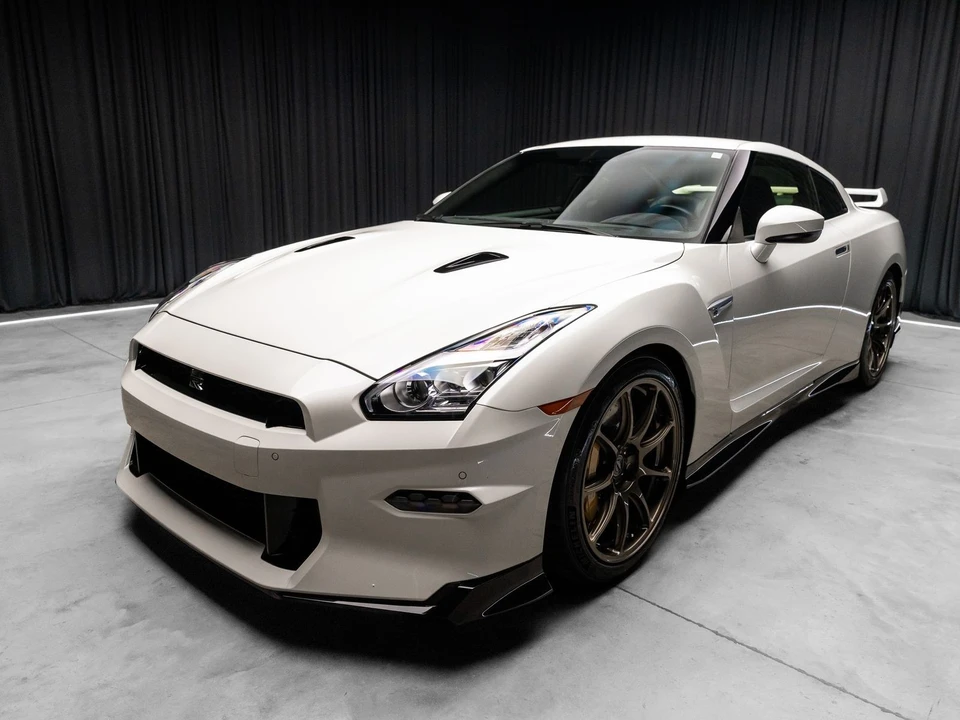 2024 Nissan R35 GT-R T-Spec & Final Edition - Image 8 of 31